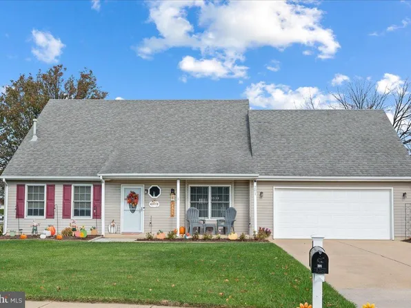 201 Dasher Ct, Bear, DE 19701