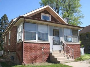 5610 W Lincoln Ave, West Allis, WI 53219