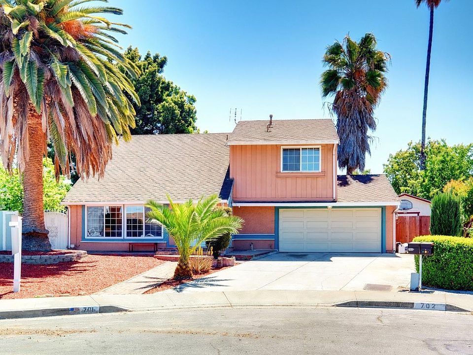 1st image of 706 Albanese Cir