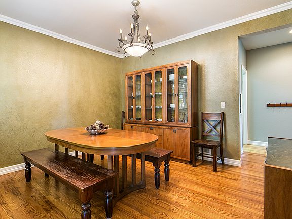 5th image of 2870 Eagle Cir