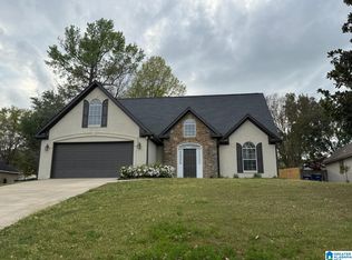 240 Leaf Ln, Alabaster, AL 35007