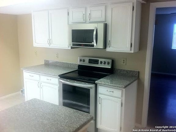 4th image of 13134 Larkabbey Dr