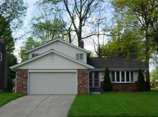 6644 Edgemoor Ave, Solon, OH 44139