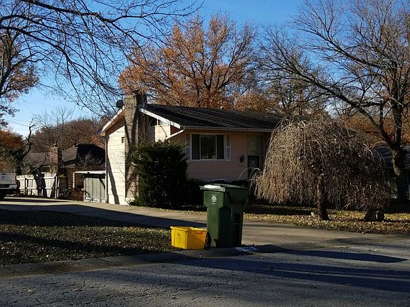 3rd image of 11305 E 62nd St