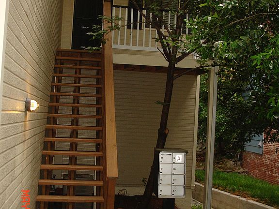 "B" upstairs - sidewalk to parking