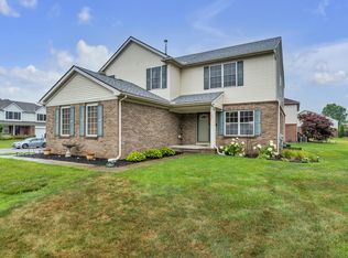 13047 Cumberland Ct, Belleville, MI 48111