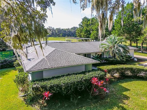 4th image of 1408 Broken Oak Dr