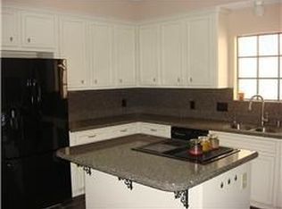 6988 Oakwood Park, Houston, TX 77040