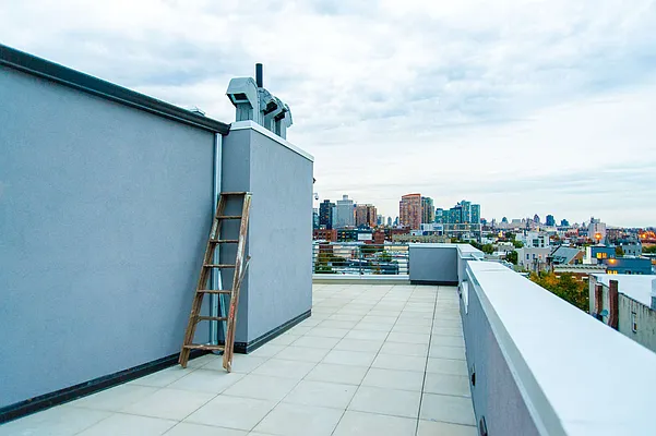 Rented by Nooklyn NYC LLC | media 28