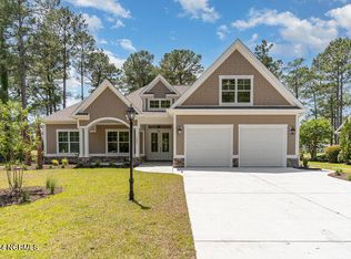 1203 N Middleton Dr NW, Calabash, NC 28467
