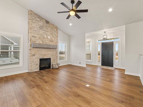 3rd image of 1386 Lighthouse Village Rd