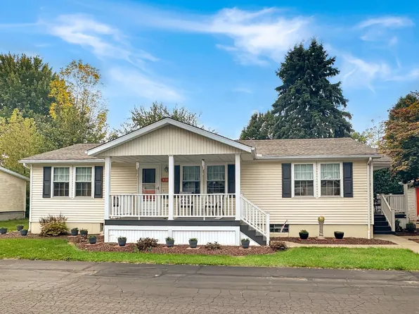 4512 S Park Ln, Erie, PA 16506