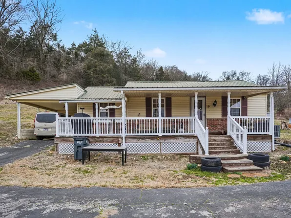 6185 Old Highway 31 E, Bethpage, TN 37022
