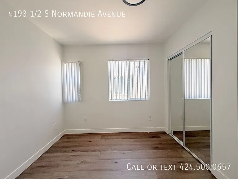 4193 1/2 S Normandie Ave — Photo 12