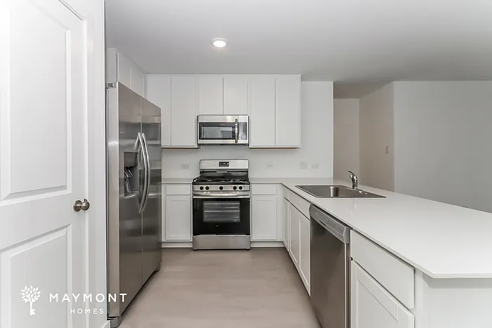 3057 Majestic Sunrise Dr — Photo 5