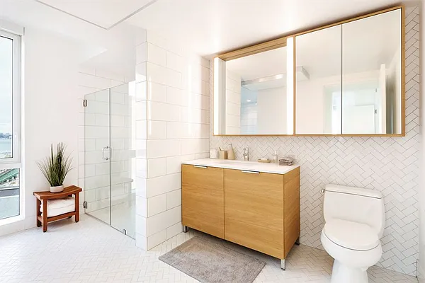 Rented by The Durst Organization | media 6