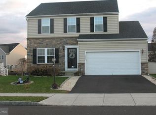 1084 Huntington Rd, Quakertown, PA 18951