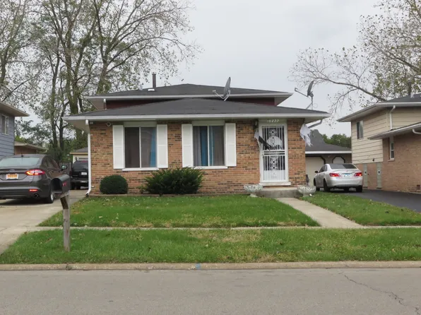 18222 Ravisloe Ter, Country Club Hills, IL 60478