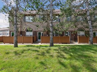 6432 Regency Ln, Eden Prairie, MN 55344