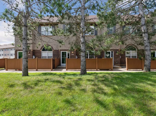 6432 Regency Ln, Eden Prairie, MN 55344