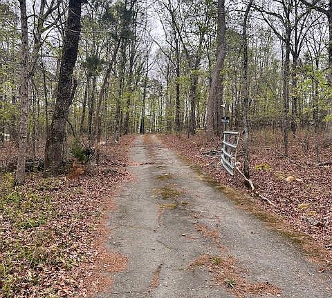 2nd image of 2203 Stewart Rd