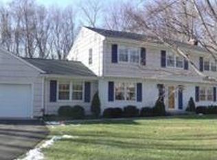 15 Buckingham Ridge Rd, Wilton, CT 06897