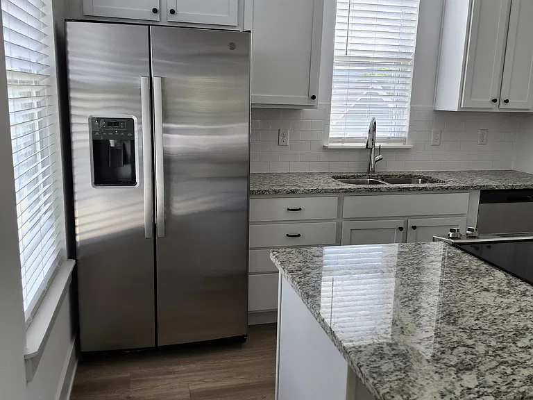 3033 W Tulsa St — Photo 5