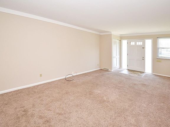 4th image of 3956 Eddystone Dr