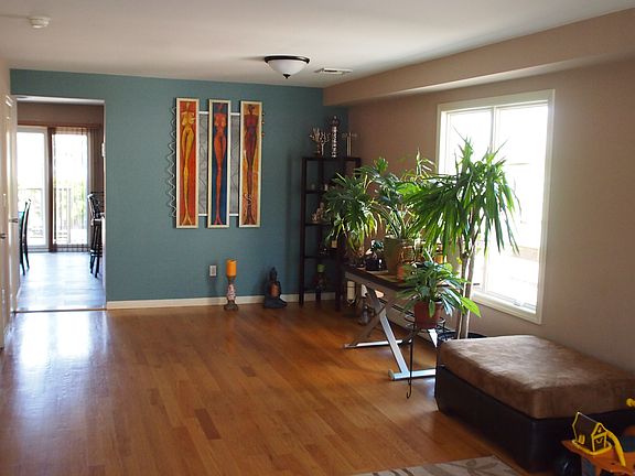 2nd image of 123 Wadsworth Ave