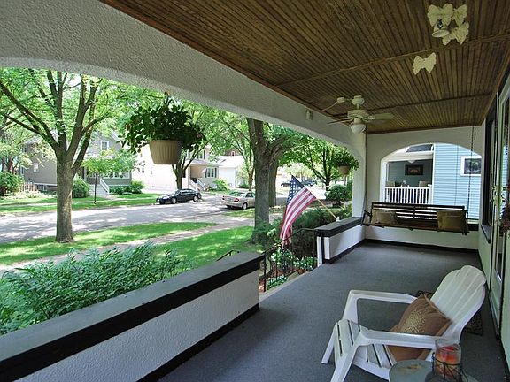 2nd image of 442 N Stone Ave