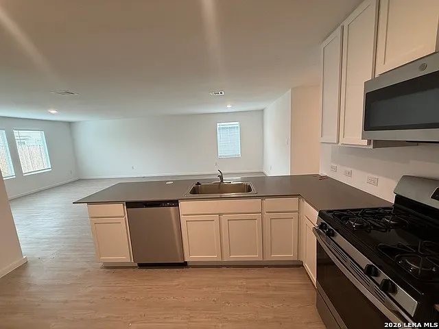 4839 Legacy Point — Photo 10