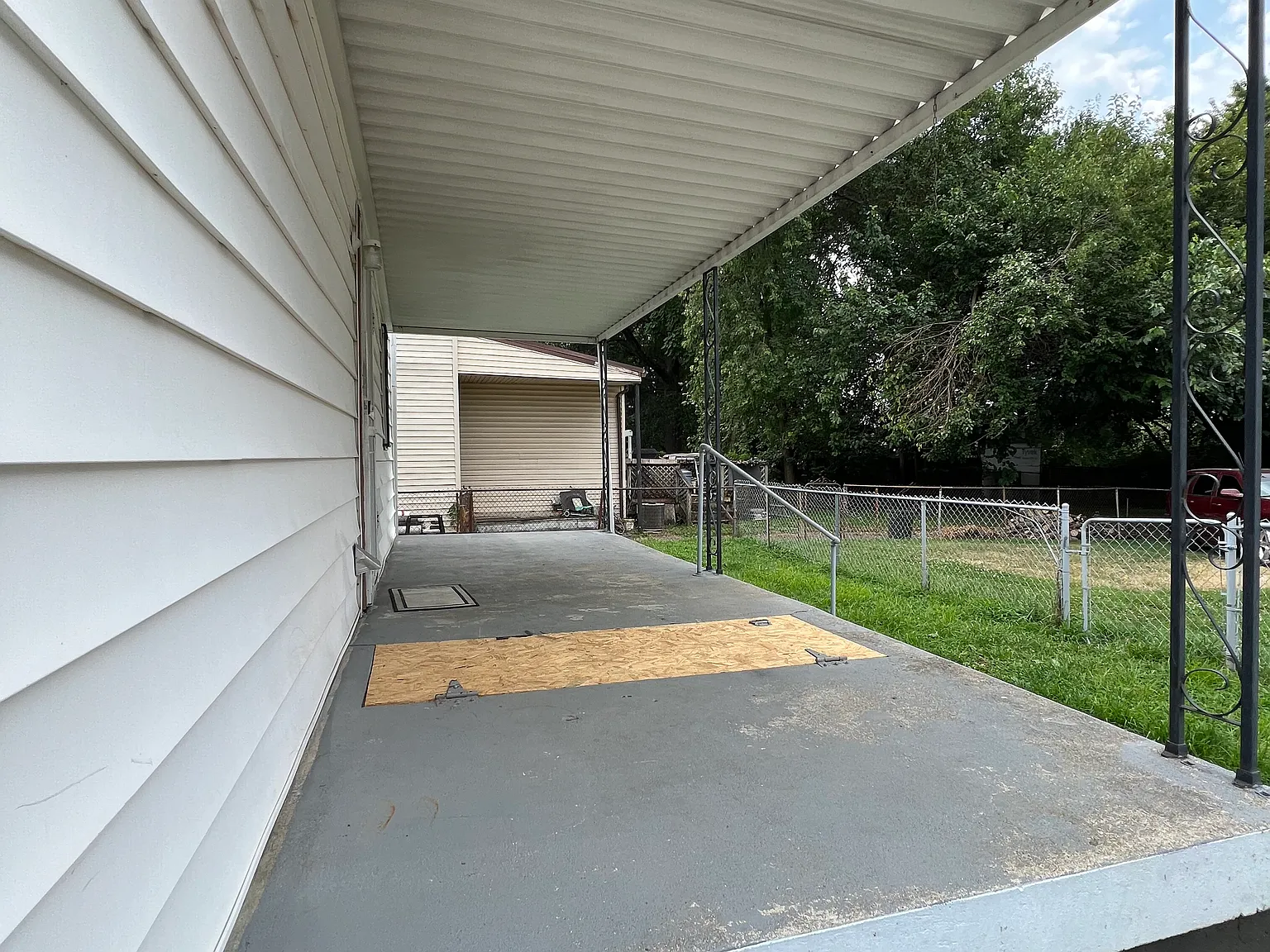 2 bed, 880 sqft, $1,300 — Photo 4