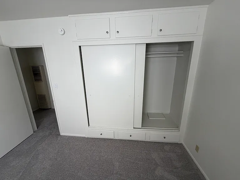 1130 N Louise St — Photo 13