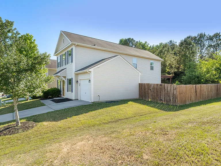 1491 Hyacinthia Ln — Photo 30