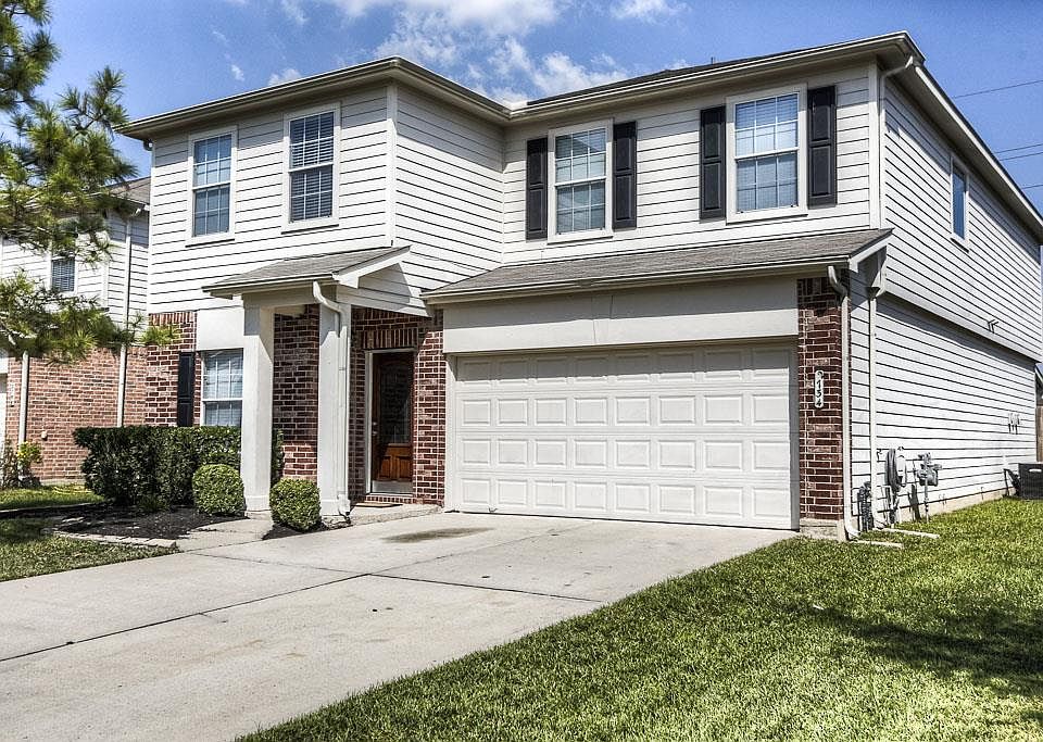 1st image of 2734 Durham Chase Ln