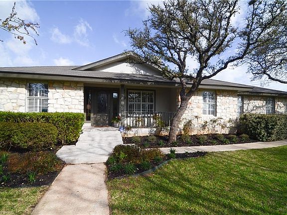 5th image of 300 Las Plumas Dr