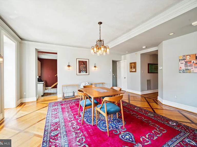 624 S 6th St #26 — Photo 3