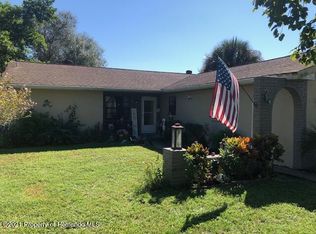 8649 Heather Blvd, Weeki Wachee, FL 34613