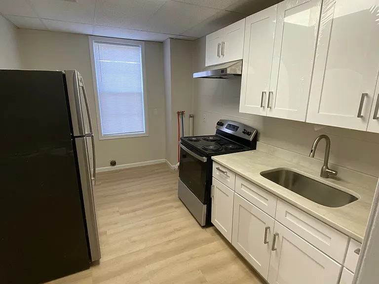 507 E Main St #2 — Photo 6