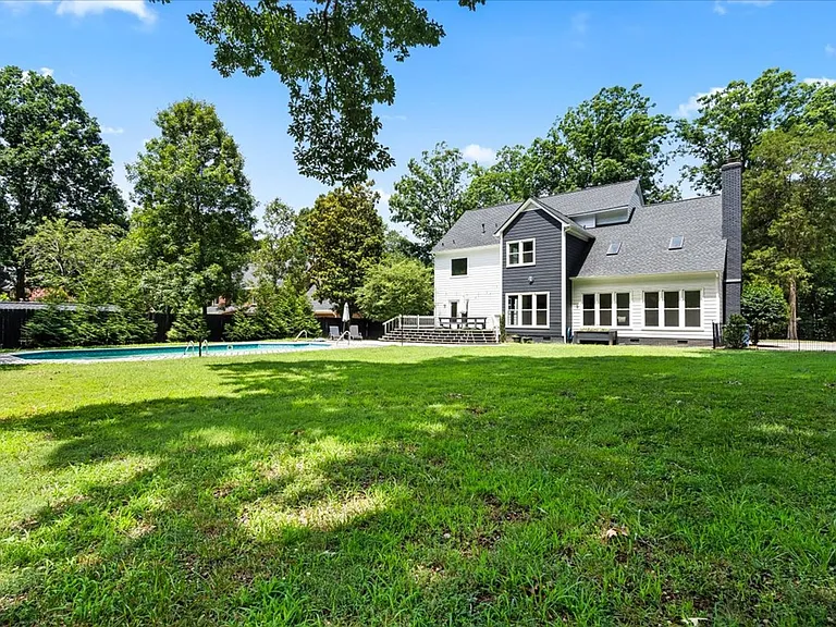 11917 Shady Oak Ct — Photo 8