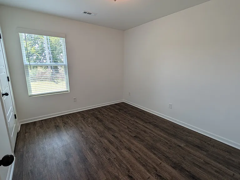 720 Short Leaf Ln — Photo 14
