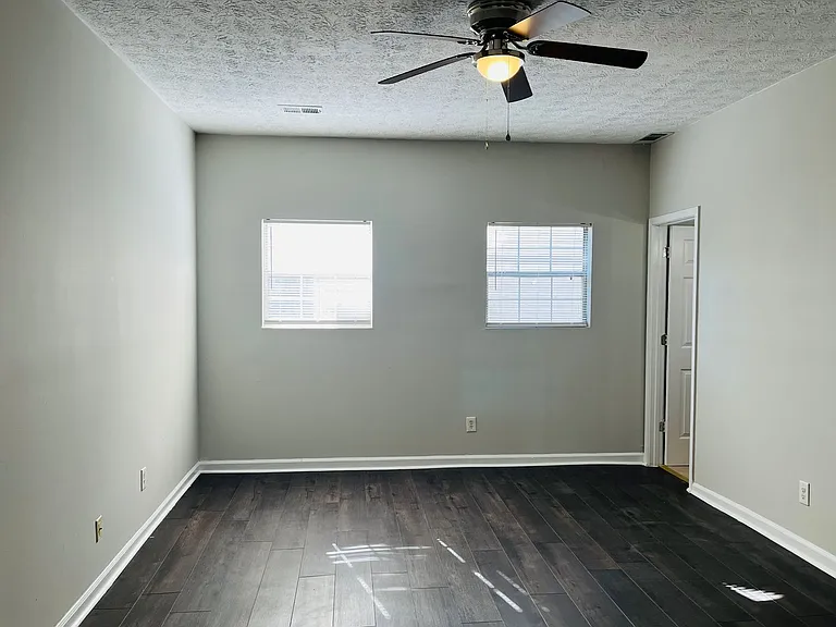 5612 Feldwood Rd — Photo 35