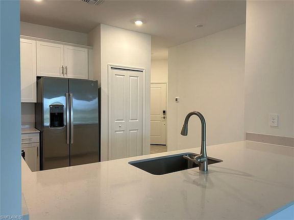 3rd image of 19548 Hinkley Dr