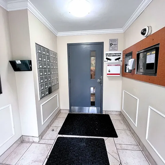 101 Veronica Ave #108 — Photo 11
