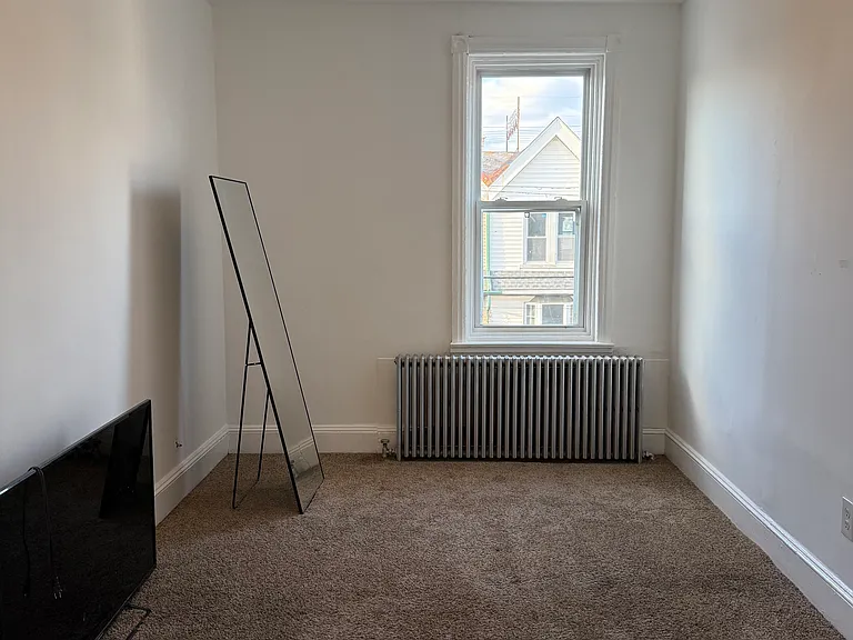 21 Pine St #D — Photo 11