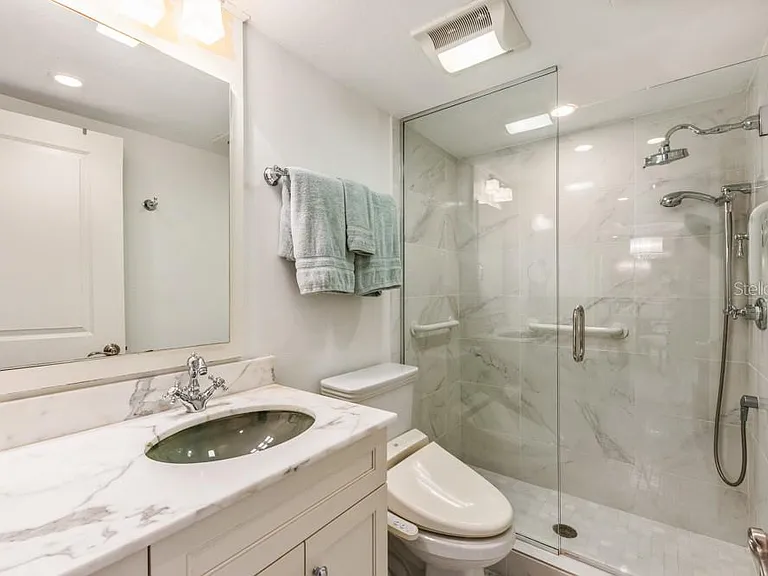 5770 Midnight Pass Rd #605 — Photo 19