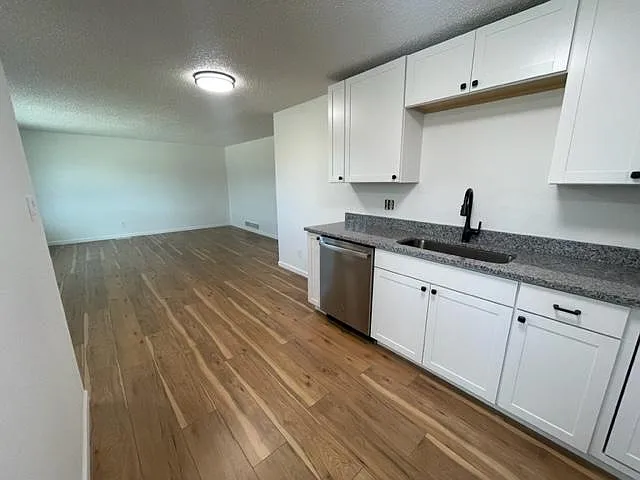 2330 Wedgewood Ave #2A — Photo 9