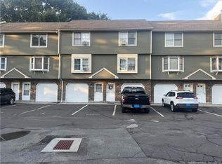 680 N Colony St APT 22, Meriden, CT 06450