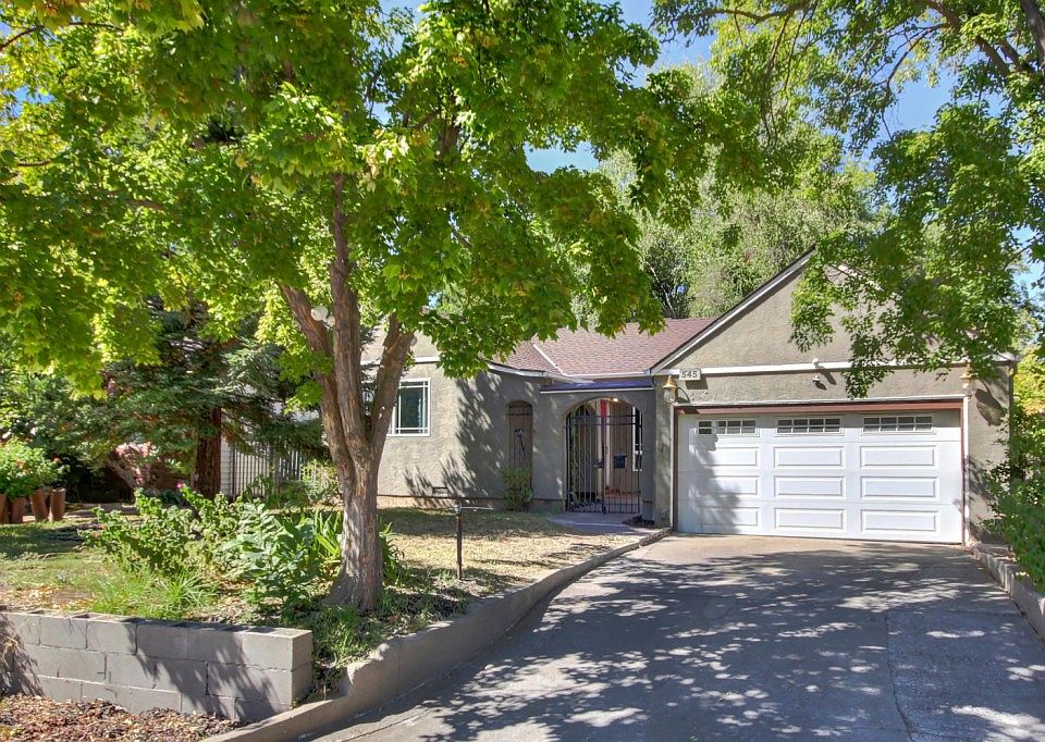 1st image of 545 Blackwood St