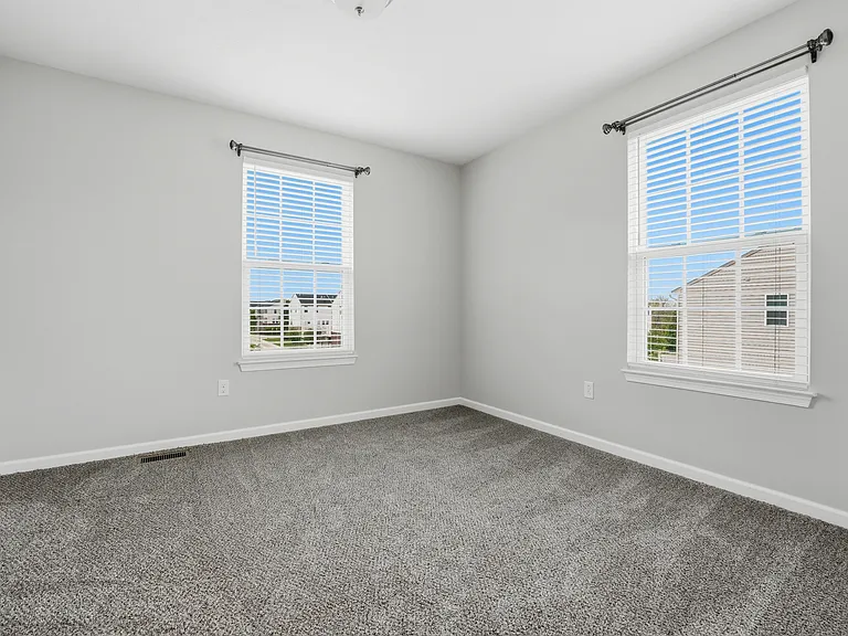 202 Pointe View Dr — Photo 15
